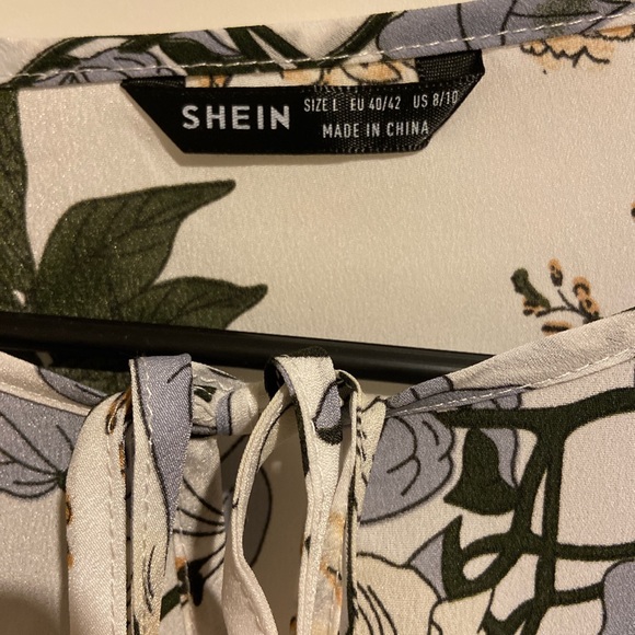 Floral blouse from SHEIN - Picture 3 of 3